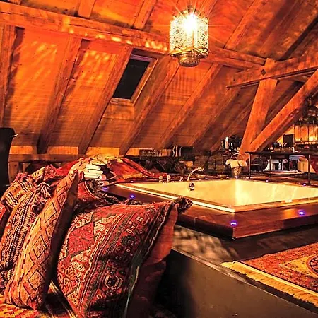 Hotel Bijou / And Romance Kallnach